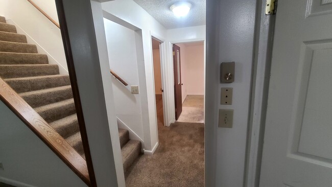 Building Photo - 945 Buchanan Ave