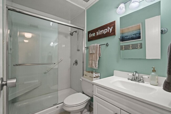 Building Photo - Snowbird Rental