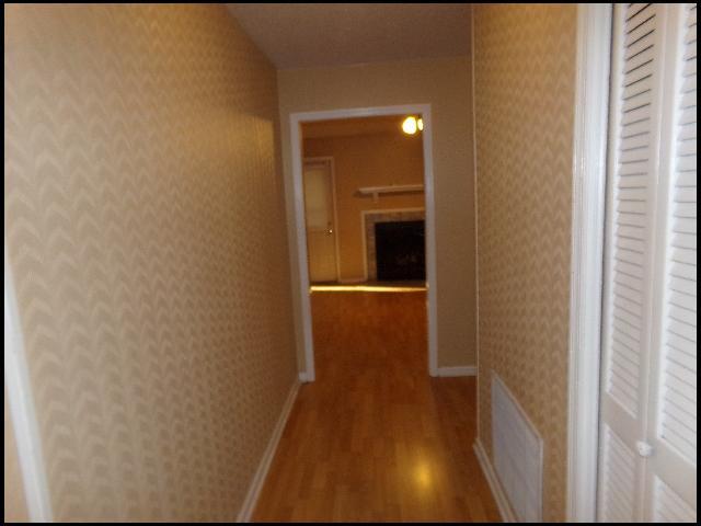 Building Photo - 12 Cedar Point Ct