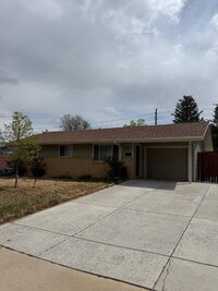 Building Photo - 3-Bedroom Home Available August 5th!