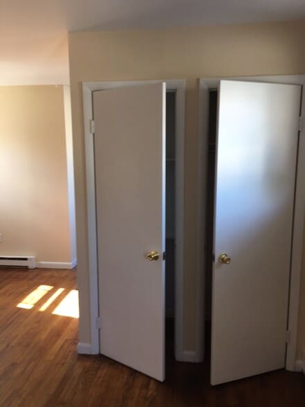 Building Photo - 758 Ashland Ave