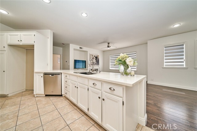 Building Photo - 441 Ridgeway