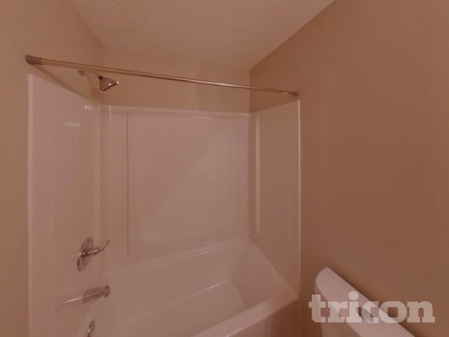 Building Photo - 2616 Apostle Ln