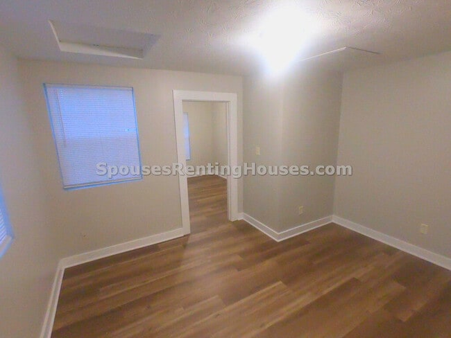 Building Photo - 420 Indiana St