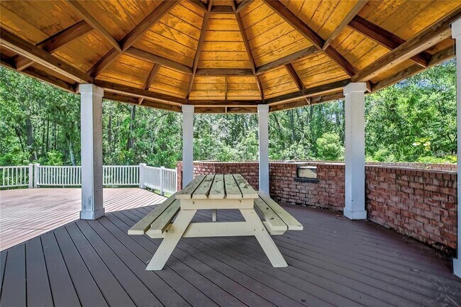 Building Photo - 8643 Mallard Reserve Dr