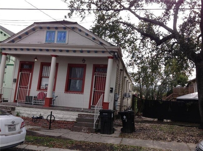 Building Photo - 222 N Olympia St