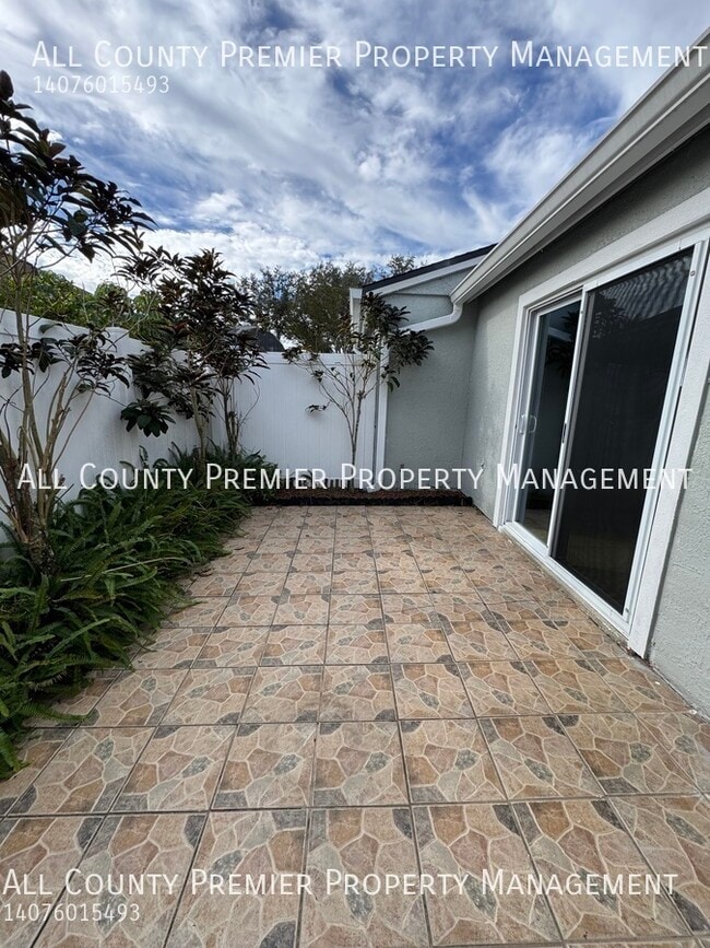 Building Photo - 415 Dorchester Square