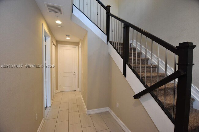 Building Photo - 11671 SW 13th Ct