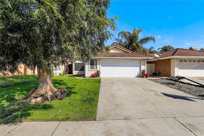 Building Photo - 29664 Woodlands Ave