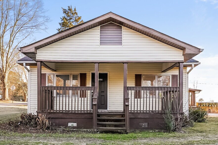 Primary Photo - 1117 Union Grove Rd