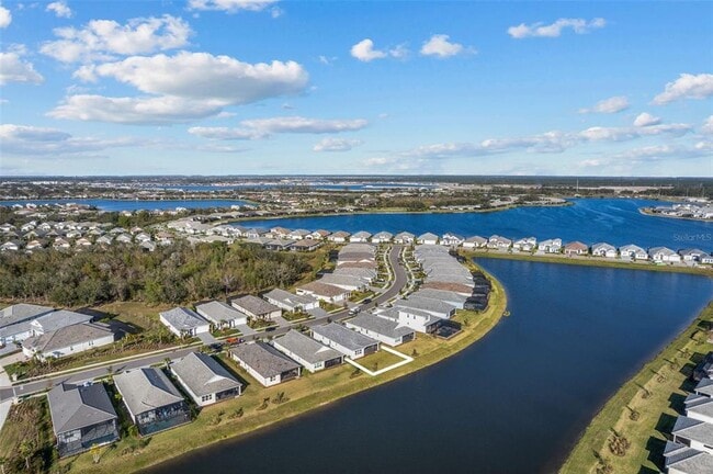 Building Photo - 8071 Slipway Dr