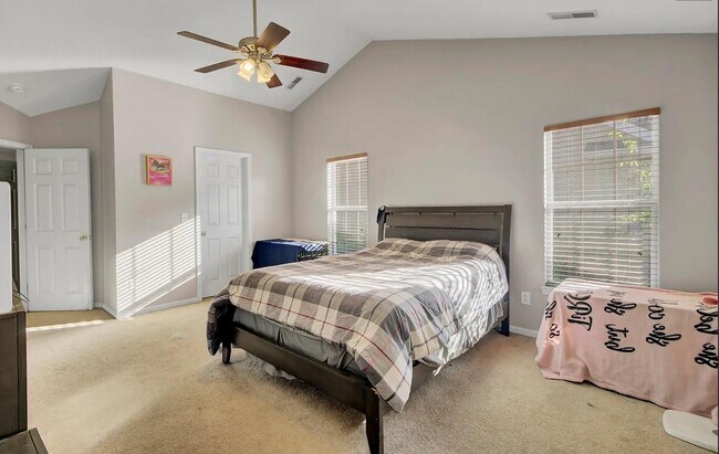 Building Photo - 5225 Copley Cir