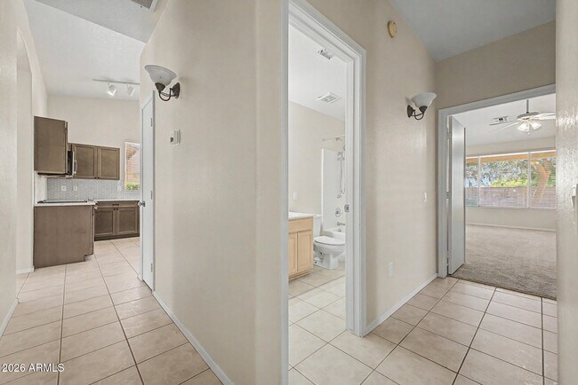 Building Photo - 4545 E Rowel Rd