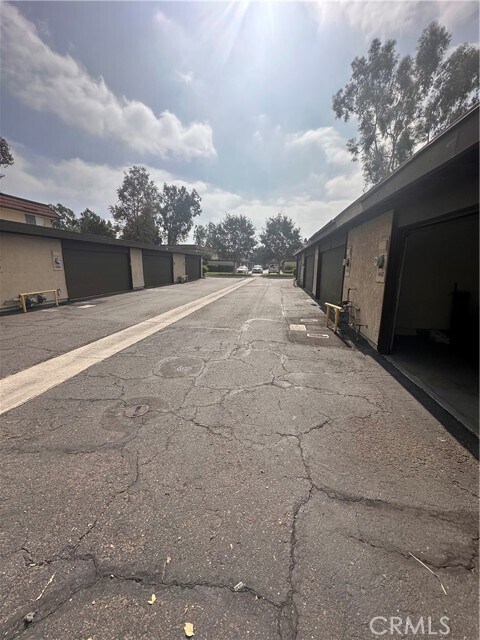 Building Photo - 1440 N Weeping Willow Ln