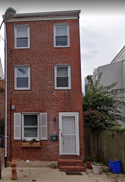 Primary Photo - 1037 S Fairhill St