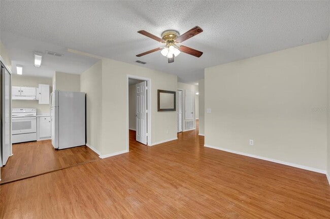 Building Photo - 4124 Pershing Pointe Pl