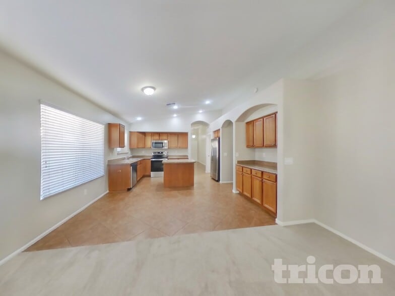 Building Photo - 4012 S 56th Ave