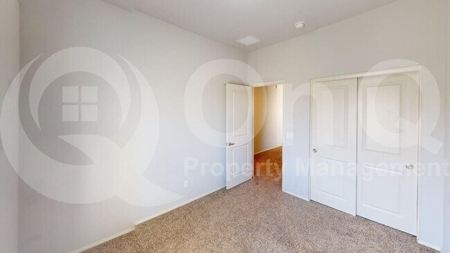 Building Photo - 18777 N 43rd Ave