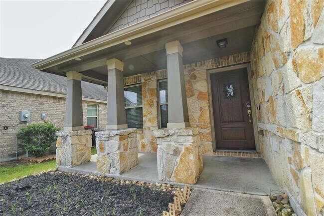 Building Photo - 16519 Regal Exeter Dr