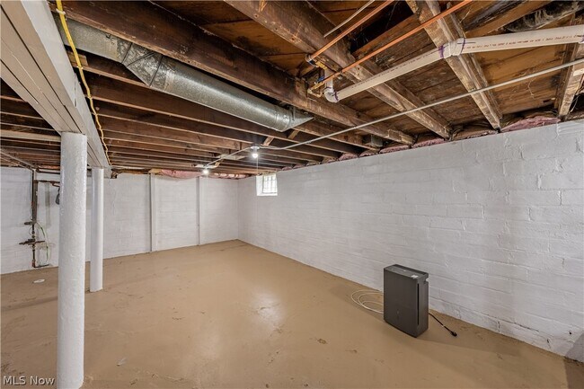 Building Photo - 1474 Middleton Rd