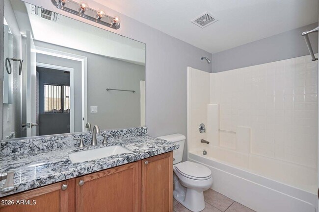 Building Photo - 13157 W Clarendon Ave