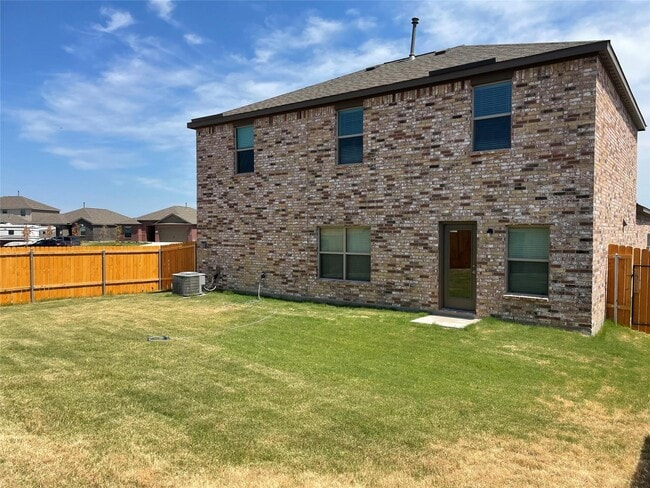 Building Photo - 1825 Liam Dr
