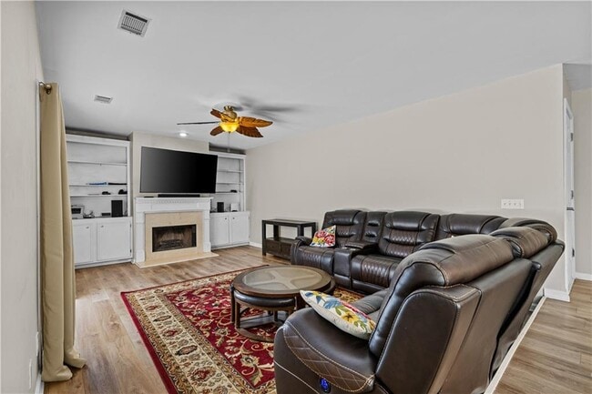 Building Photo - 2238 Roseberry Ln