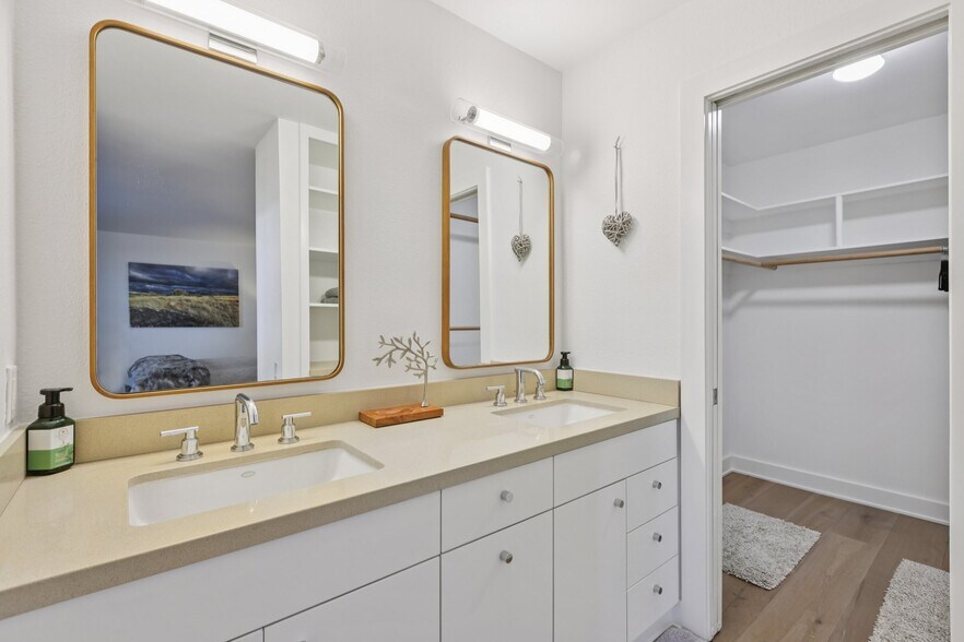 Building Photo - 28266 Rey de Copas Ln