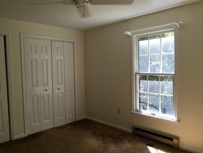 Building Photo - 38954 Lime Kiln Rd