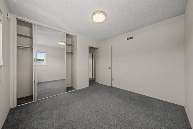 Building Photo - 8346 Lake Baca Dr