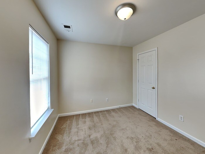 Building Photo - 7115 Henderson Valley Ln