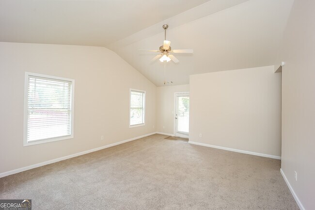 Building Photo - 7685 Battle Way