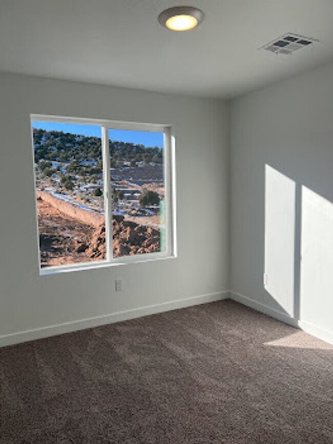Building Photo - Old Sorrel Townhomes