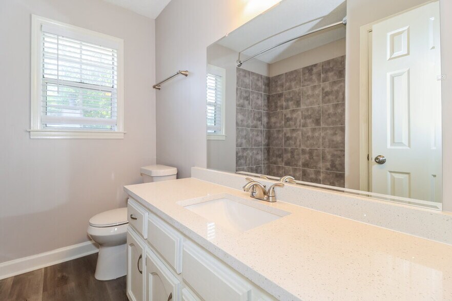 Building Photo - 6465 Baird Ln