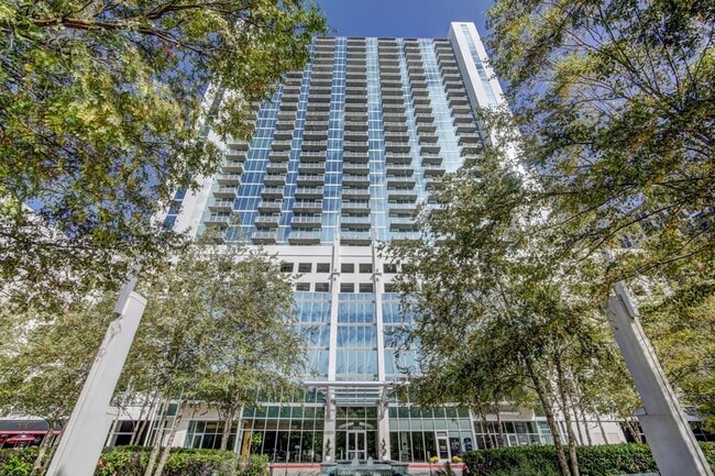 Building Photo - High-rise Luxury 1 Bedroom Buckhead Condo, Skyline Views of Atlanta!