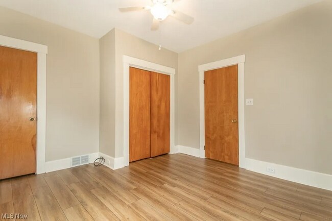 Building Photo - 38171 Wilson Ave