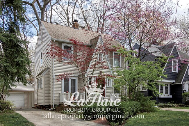 Primary Photo - 3730 Wyckliffe Pkwy