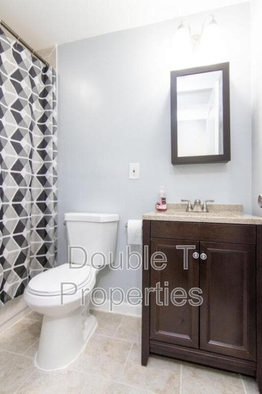 Building Photo - 3405 Pebble Dr