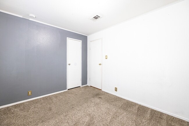 Building Photo - 11738 Greencanyon Dr