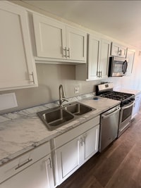 Building Photo - LAND CONTRACT (RENT-TO-OWN)