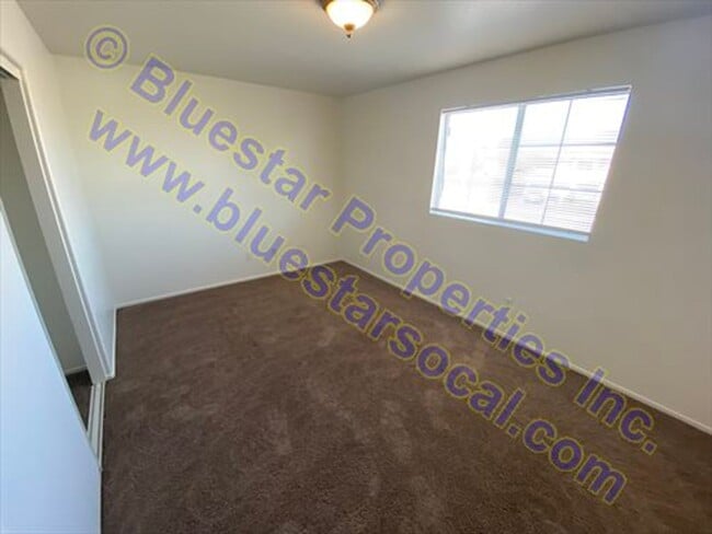 Building Photo - Beautiful 2 Story Home with 3 Car Garage In Victorville