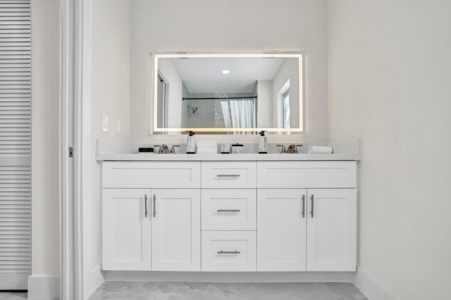 Building Photo - 2881 NW 98th Way