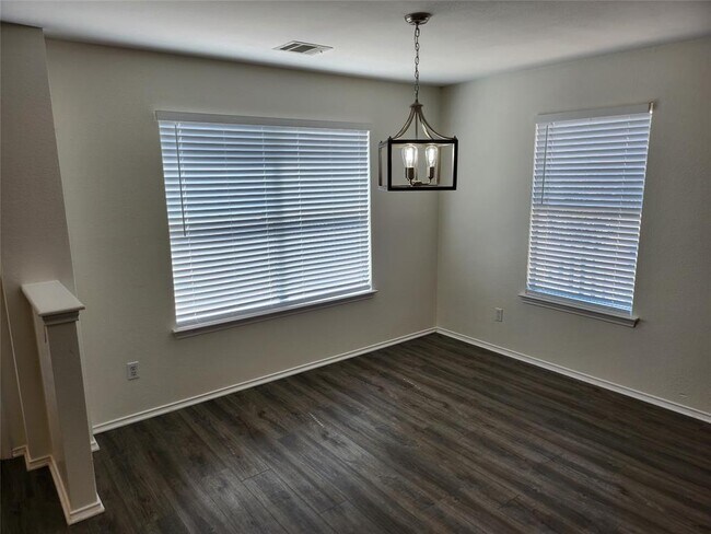 Building Photo - 5780 McNaughton