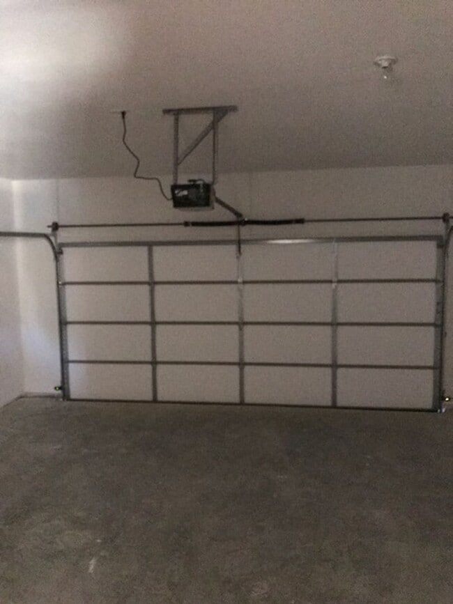 Building Photo - New Construction- 3 Bedroom 2 Bath 2 Car G...