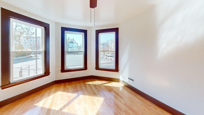 Building Photo - 45 Henry Ave