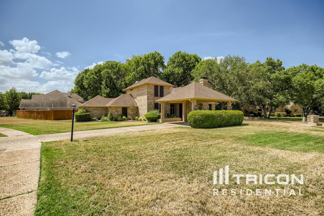 Building Photo - 830 Mill Creek Cir