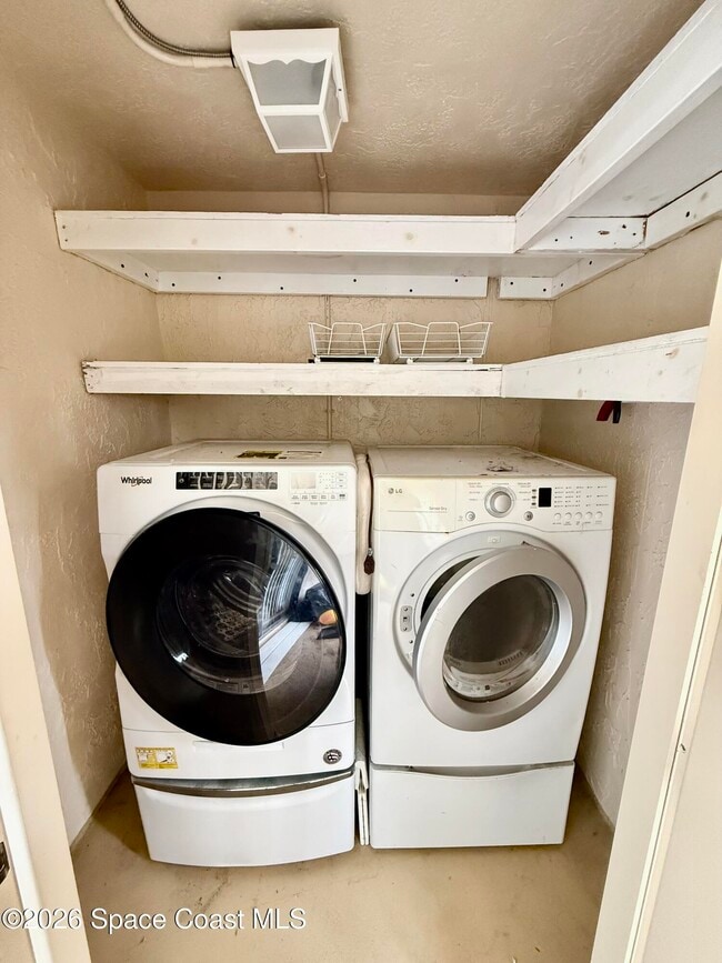 Building Photo - 5807 N Atlantic Ave