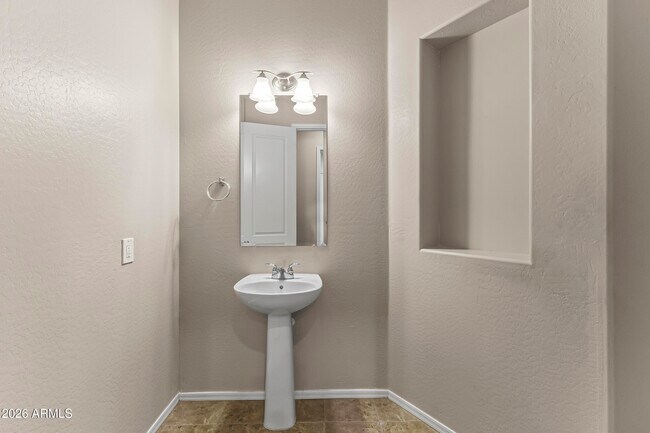 Building Photo - 22670 E Duncan St