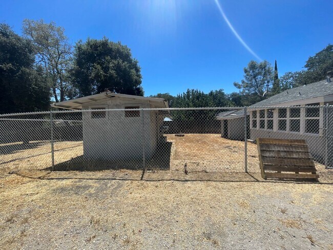 Building Photo - 9230 Curbaril Ave