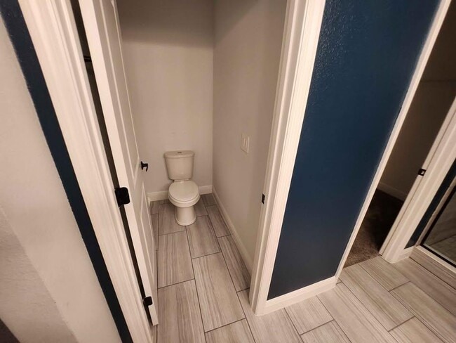 Building Photo - 913 Grand Wildmere Cove